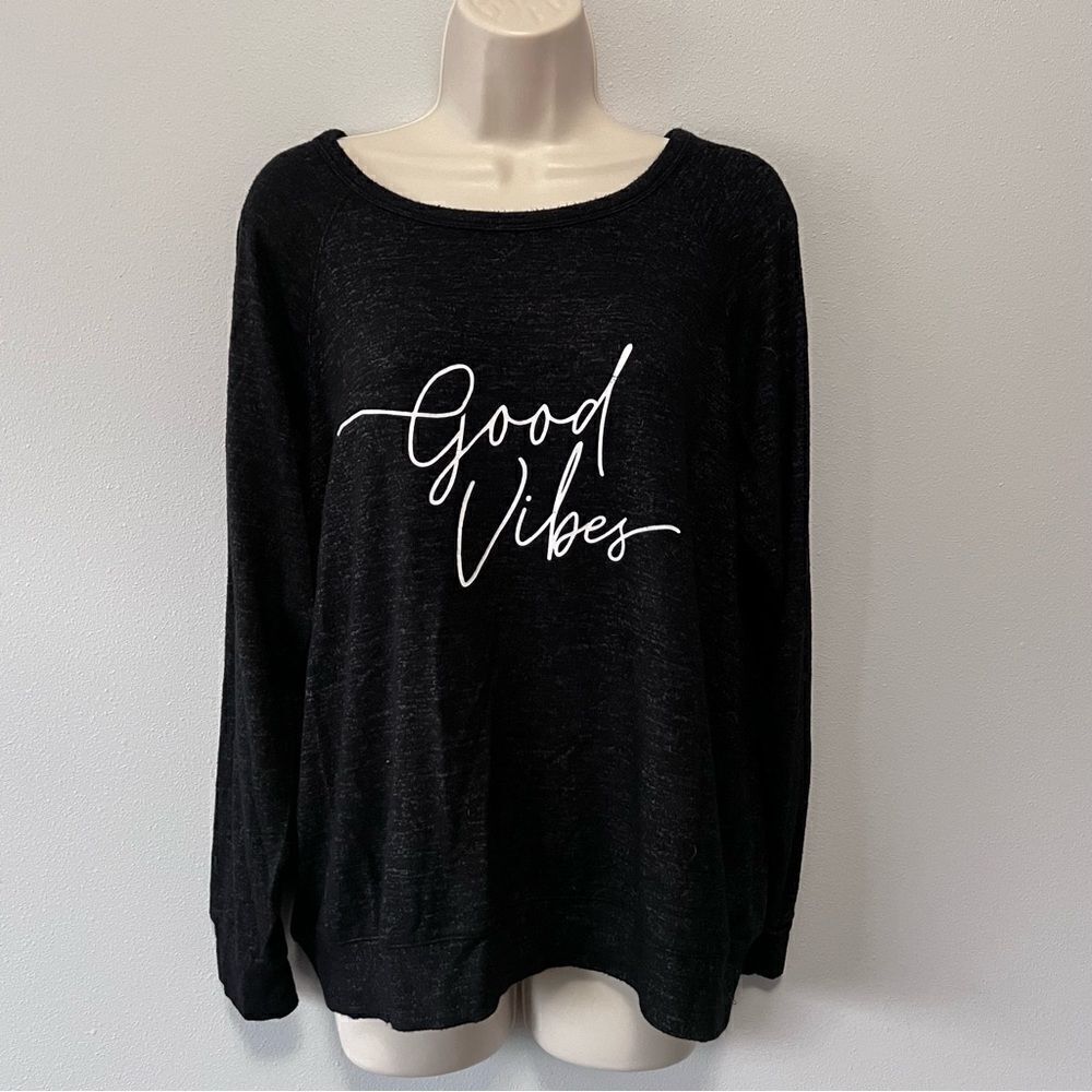Buffalo "Good Vibes" Pullover Top Size L